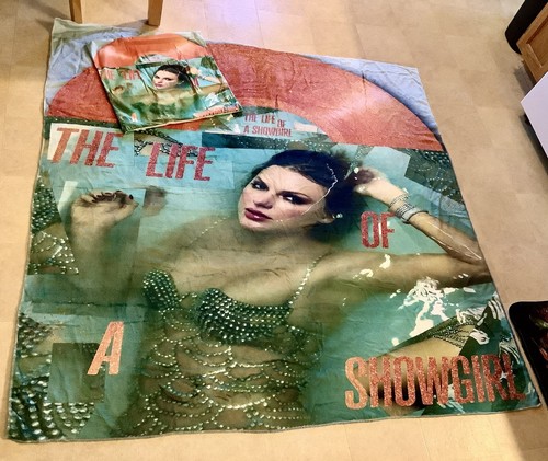 New taylor swift - 60”,