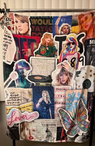 Nwot taylor swift - taylor, throw
