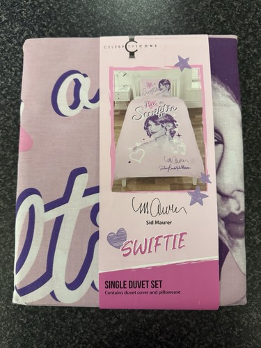 Taylor swift reversible single - swift,